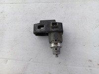 фото thumb №1, Клапан вакуумa audi a6 c5 2.5 tdi 059906627a