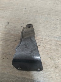 Кронштейн турбонагнетателя audi a6 q7 059145196h 3.0tdi Цена, фото thumb