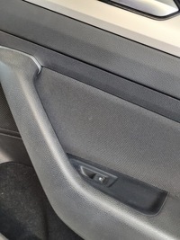 фото thumb №6, Обшивка обивка ручка дверь правый перед vw passat b8 kombi 15r.