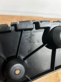 фото thumb №11, Dacia duster i 1 2009 - 2017 напрямна кронштейн бампера задня правий 622200010r