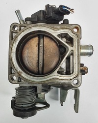 фото thumb №6, Дроссельная заслонка saab 900 ii 2.3 9166612