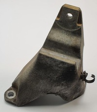 фото thumb №2, Кронштейн кронштейн двигателя mazda rx-8 1.3