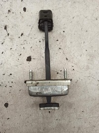 фото thumb №2, Ford kuga l ограничитель дверь r23500aj