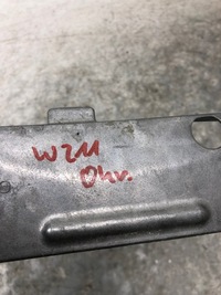 фото thumb №6, Кронштейн консоли mercedes w211 a2118153831