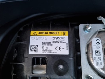 фото thumb №15, Volvo xc40 панель консоль оригинал ремни подушка безопасности водитель пассажир коленный