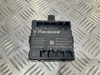 фото thumb №1, Модуль блок керування двері mercedes gla x156