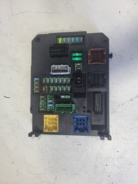 фото thumb №1, Коробка предохранителей bsi peugeot 508 i 9806687980