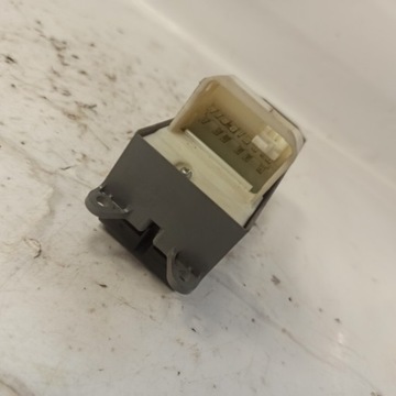 фото thumb №10, Toyota corolla e15 панель переключатель стекло левый перед 192835 914-0b73