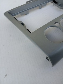 фото thumb №6, Ford focus mk2 2004-07r. - панель рамка