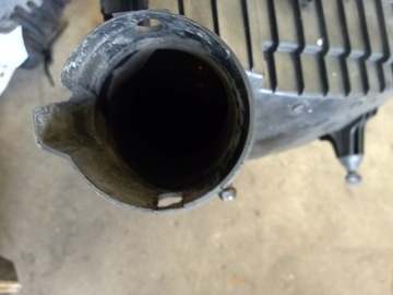 фото thumb №9, Корпус фільтра повітря renault master 2.5 d 8200531212 8200679824