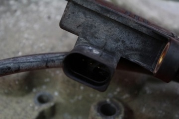 фото thumb №6, Захист корпус розподільний вал 03d103515b vw polo 4 iv 9n 1.2 6v 54 km 01-05