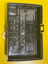 фото thumb №8, Ford transit 140 t260s mk5 lift - модуль bsi + коробка bezp. - 8c11-14a073