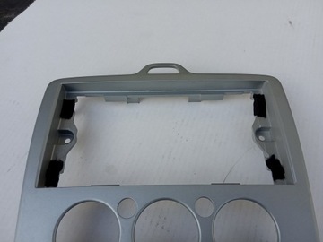 фото thumb №7, Ford focus mk2 2004-07r. - панель рамка