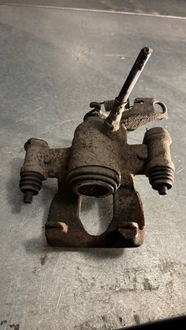 фото thumb №6, Renault master iii opel movano b nv400 суппорт тормоза задний 8200735269 2019