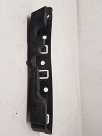 фото thumb №1, Citroen c5 iii направляющая бампера правый перед