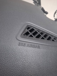 фото thumb №14, Toyota corolla cross usa торпедо консоль подушка  подушки ремені оригінал