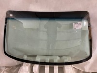 фото thumb №1, Mazda 121 скло передня лобове nowa po 1996-2003