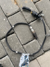 фото thumb №1, Suzuki swift оригинальный номер uaa0002-su001 датчик лямбда-зонд