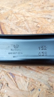 фото thumb №9, Volkswagen оригинальный номер 6r0807651a балка бампера нижняя