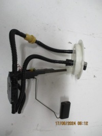 фото thumb №1, Насос пального bmw 5 e60 3,0d 6765849