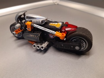 LEGO Racers 8355 H.O.T. Blaster Bike