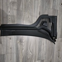 фото thumb №2, Панель под лобовым стеклом audi a1 82b819404c 82c 819404c правые перед