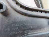 Hyundai kona решітка середня бампера передній 17- 86561-j9020 Недорого, фото thumb