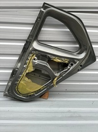 фото thumb №12, Toyota aygo x cross 22r- дверь правое задние правый задняя