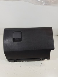 фото thumb №1, Бардачок пасажира 13150268 opel zafira b eu