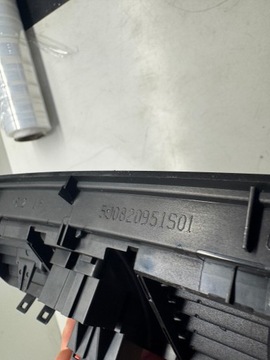 фото thumb №9, Skoda fabia ii рестайлинг решётка воздуховод средняя 5j0820951s