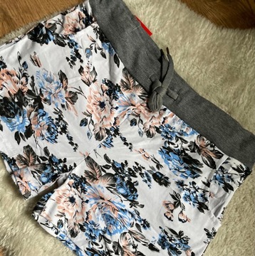 SZORTY bawełna krótkie SPODENKI FLOWERS 311K 36 S