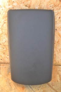 фото thumb №1, Audi a6 c6 кришка підлокітник оригінальний