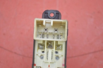 фото thumb №7, Вимикач підйому скла правий перед 93578-2d000 kia cerato 1 i 04-08