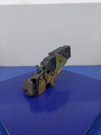 фото thumb №3, Volvo v40 i kombi замок двері лівий передній