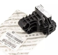 фото thumb №1, Оригинальный кронштейн кронштейн радиатора giulia stelvio 50542686