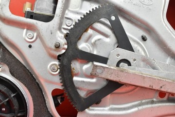 фото thumb №13, Подъемник стекла левый перед eu 82470-0z000 kia sportage 2 ii 08-10