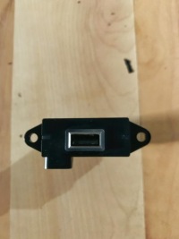 фото thumb №2, Port разъём usb alfa romeo giulia 1561291680