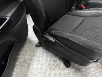 фото thumb №6, Сидіння сидіння диван обшивки комплект toyota yaris iii 5d рестайлінг європа