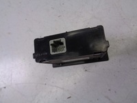 фото thumb №4, Роз'єм порти usb задня renault captur ii 1.3 tce автоматична коробка передач 2020 rok