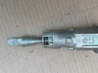 фото thumb №6, Вкладка замок дверь vw eos правая 1q0837168a