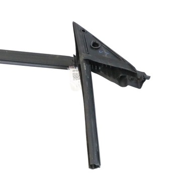 фото thumb №12, Mercedes c118 прокладка резиновая накладка кузов дверь правый перед a1187250400