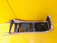 фото thumb №7, Vw touareg iii 760 подлокотник туннель средний