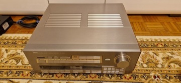 Японский предусилитель Yamaha CX-10000.