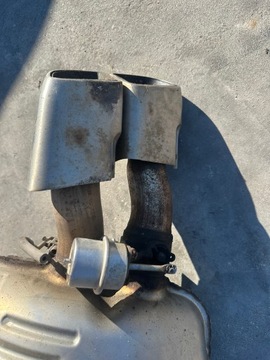 фото thumb №8, Глушитель конечный левый крышка исправная porsche panamera 970 рестайлинг