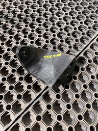 фото thumb №1, Hyundai tucson ii 1.6 gdi кронштейн двигуна