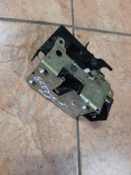 фото thumb №1, Замок двері лівий зад scenic i 97'