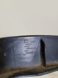 фото thumb №13, Tesla y молдинг крыла правый задняя правая накладка na крыло 1658694-00-a