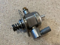 фото thumb №13, Насос топливная рейка volkswagen jetta vi 06a127026a