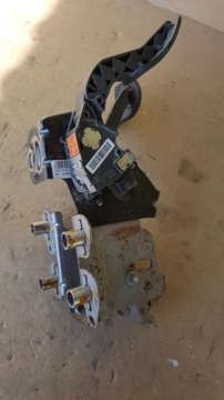 фото thumb №6, Педаль газа тормоза renault megane iii 465010015r