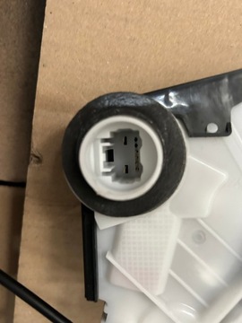 фото thumb №6, Toyota yaris iv замок двері перед зад права сторона